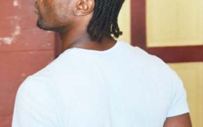 Prisoner draws knife in brawl at court lockups