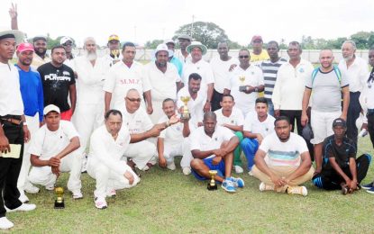 Balgobin, Persaud, Ghanie lead Meten-Meer-Zorg O-40 to victory over GCUSA