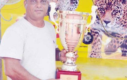 Speedboat racers wants year round Regatta