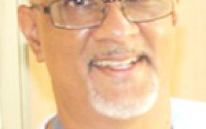 Consultant calls for comprehensive reform of sex education