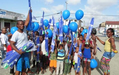 Laparkan spreads Easter Joy