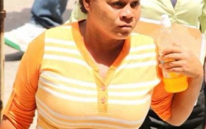 Angry lover stabs spouse with beer bottle
