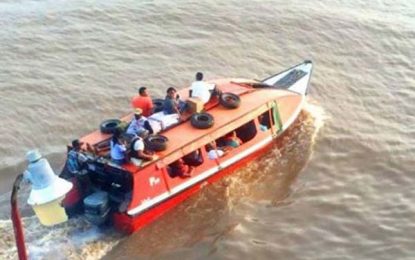 MARAD grounds, suspends boat operator…after passengers seen sitting on roof