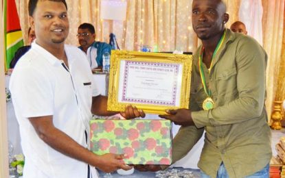 RHTY&SC Cricket Teams honour Shimron Hetemyer, four Outstanding Coaches