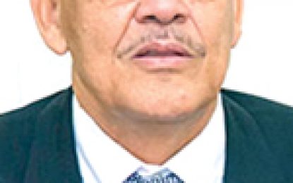 Lawyers and doctors top list of professionals not paying practicing fees