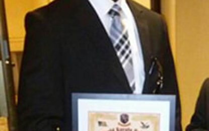 Newton receives WKU hall of fame award