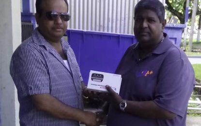 Overseas based donate clocks to the Guyana Draughts Association