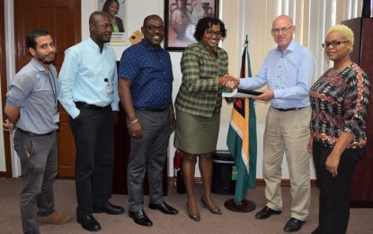 Feasibility study recommends: New Demerara Bridge should have three lanes, moving section