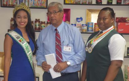DeSinco Trading awards Jemiecia Scott for IGG success