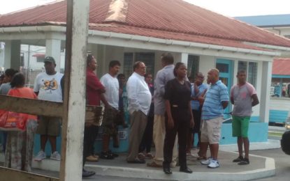 Man falls from scaffold, dies hours later