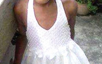 Body suspected to be drowned girl found at Ruimzeight foreshore