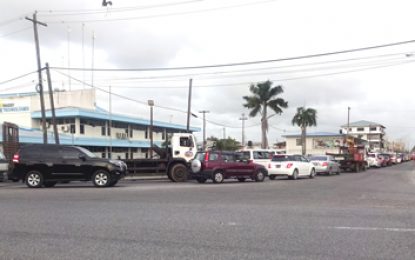 Traffic woes as span on Demerara Harbour Bridge breaks