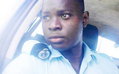 Jealous policeman shoots female colleague, kills self