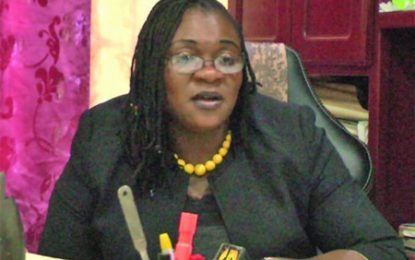 Teachers call for the reduction of class sizes