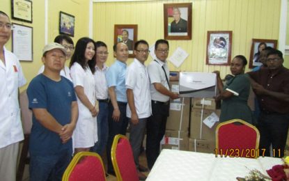 Chinese Medical Brigade donates $10 mil in equipment to LHC