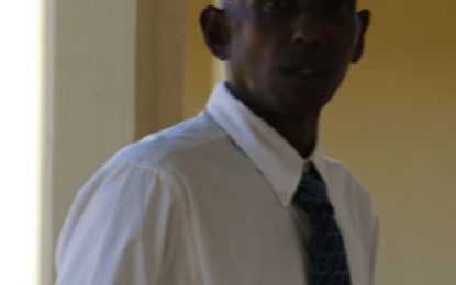 Man acquitted in rape of underage girl