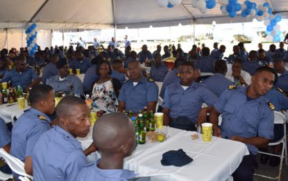 Army Chief lauds Coast Guard anti-piracy measures