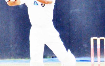 Young Chanderpaul bats Jaguars into superior position – 3rd day, 9th round