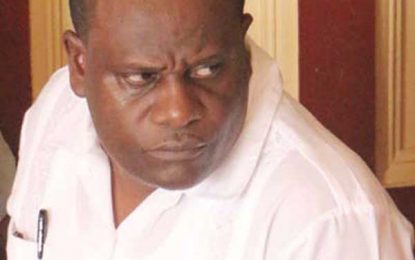 Councillors mull removal of Royston King as Town Clerk   …following “a series of missteps”