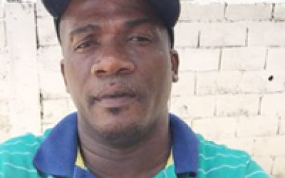 Self-proclaimed eyewitness contradicts police account of seawall killings