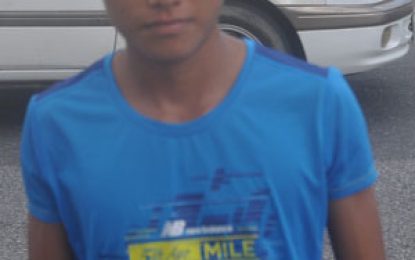 North West athlete gains Chase Academy sponsorship…Thanks GTT for making trip to Carifta Trials possible