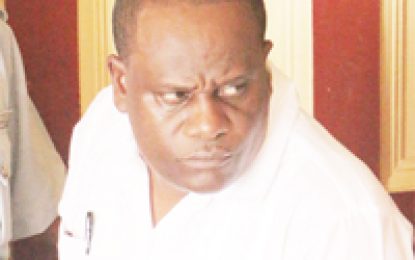 Town Clerk scraps leave request as auditors take aim at City Hall