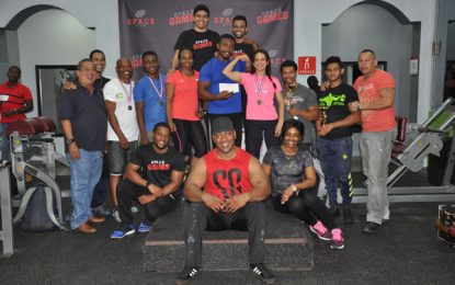 Space Gym, Space Games 2018 – Powerlifting… Petterson (male) and Pluck (female) cops Best Lifter Awards