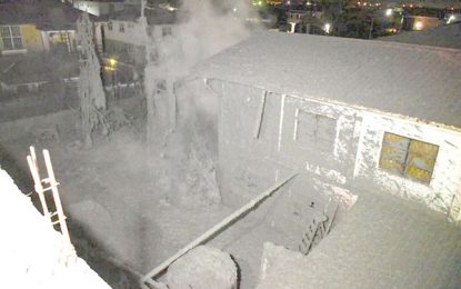 Natural Gas explosion rips Diamond  backyard – Home owner was drilling well