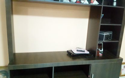 Bandits invade gated community, rob household