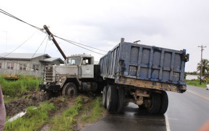 Five firemen injured after tender crashes