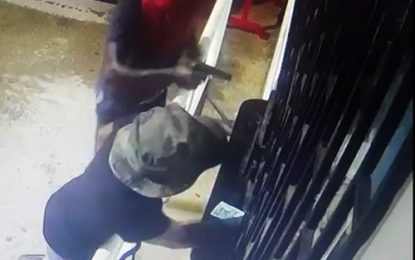 Bandits rob McDoom gas station… Four youths, two guns, ninth robbery in recent years