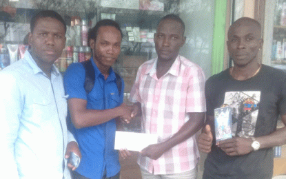Young Guns Boxing team donate to man in need of Heart Surgery