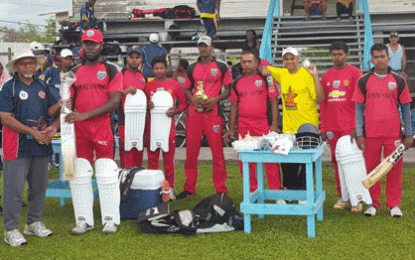 Shakoor supports West Meten-Meer-Zorg CC