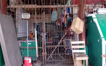 Stallholders bemoan City Hall’s inaction over locked Stabroek Market gate