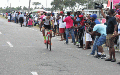 DeNobrega cops main event at Digicel Cancer awareness cycle meet