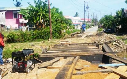 Questions surface over $3.8M  contract for two bridges