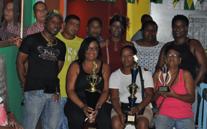 Gold for Money capture Sunday in the Country dominoes title