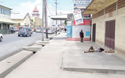 Drug addict stabbed to death by dealers after refusing to buy drugs