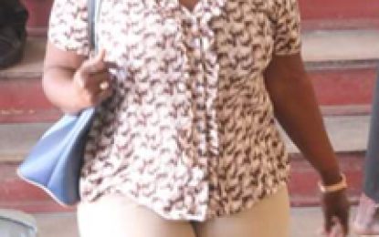 Mother of 7 charged for attempting to kill lover