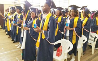 New Amsterdam nursing school certifies 117