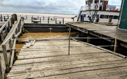 Repairs commence on collapsed Leguan Stelling ramp