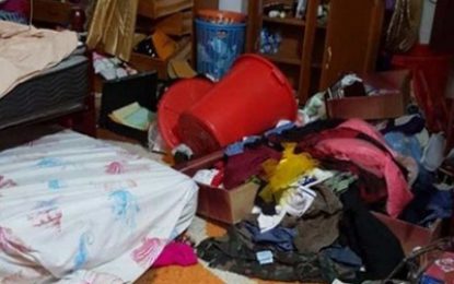 Bandits use ladder to enter Parika home ; razor blades to torture family