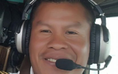 Army conducts risky extraction of survivors from wreck plane. -GCAA starts probe