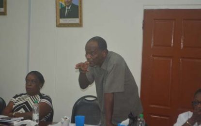 RDC 10 appeals for marking of Soesdyke/Linden highway  -says undertaking necessary to help reduce accidents