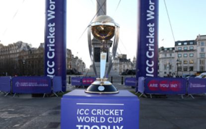 Nelson’s Column takes centre stage in 100 days-to-go World Cup celebrations