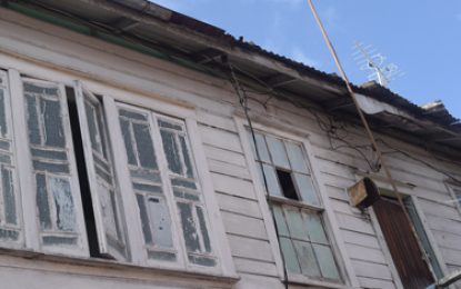 Hairdressers face off in wake of GPL’s move to dismantle illegal connections