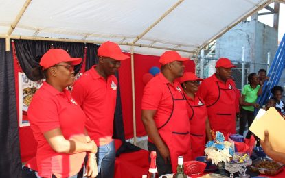 Sub Division wins ‘B’ Division 2019 Duck Curry Competition