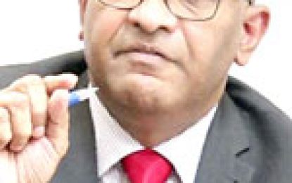 Jagdeo condemns recovery of royalty in Tullow deal