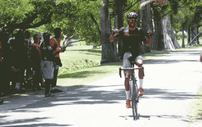 Briton John wins Triskits Biscuit Midwest tea biscuit feature event