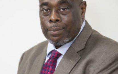 Kirk Hollingsworth got 3,200 square feet land, not acres – lawyer says